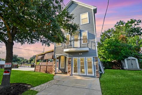4905 Hoover Street Houston TX 77092