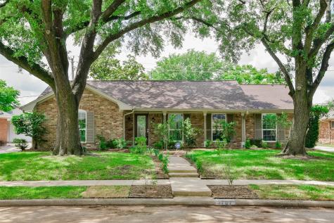 3707 Woodvalley Drive Houston TX 77025