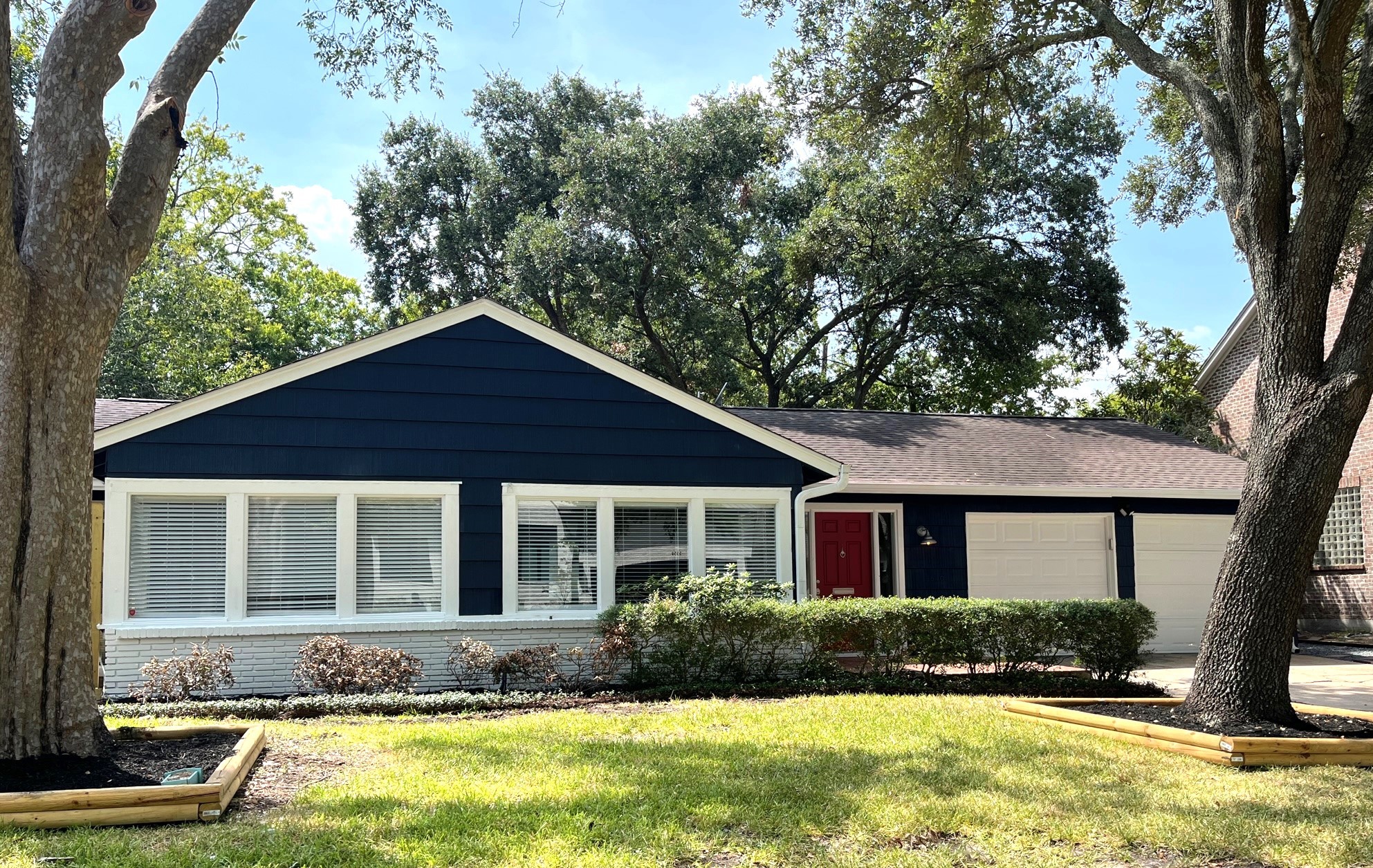 5540 Huisache Street Bellaire TX 77401