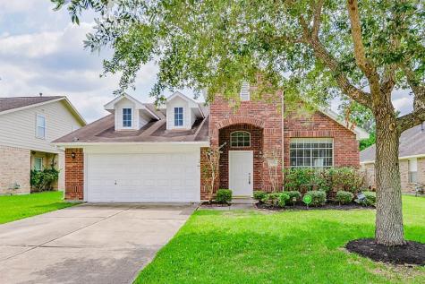 3253 Lakeway Lane Pearland TX 77584