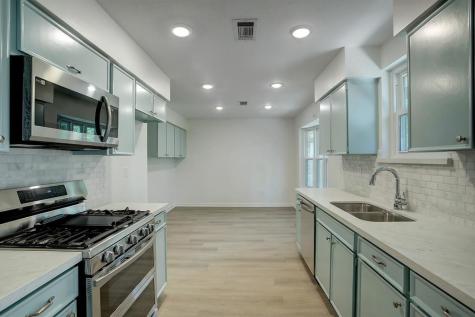 16003 El Camino Real Houston TX 77062