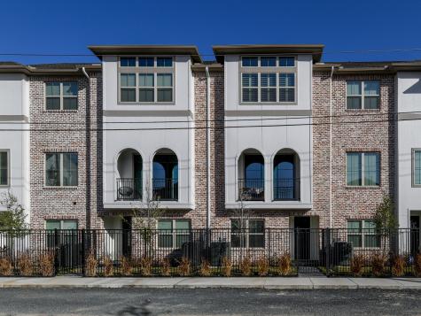 5209 Allen Street I Houston TX 77007