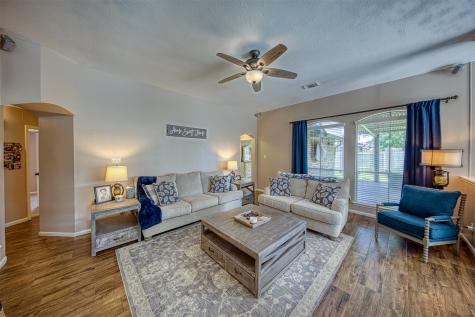 8435 E Copper Lakes Drive Houston TX 77095