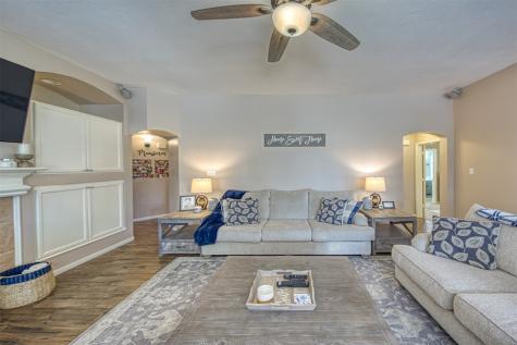 8435 E Copper Lakes Drive Houston TX 77095