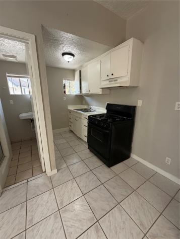 1611 Common Street 1 Houston TX 77009