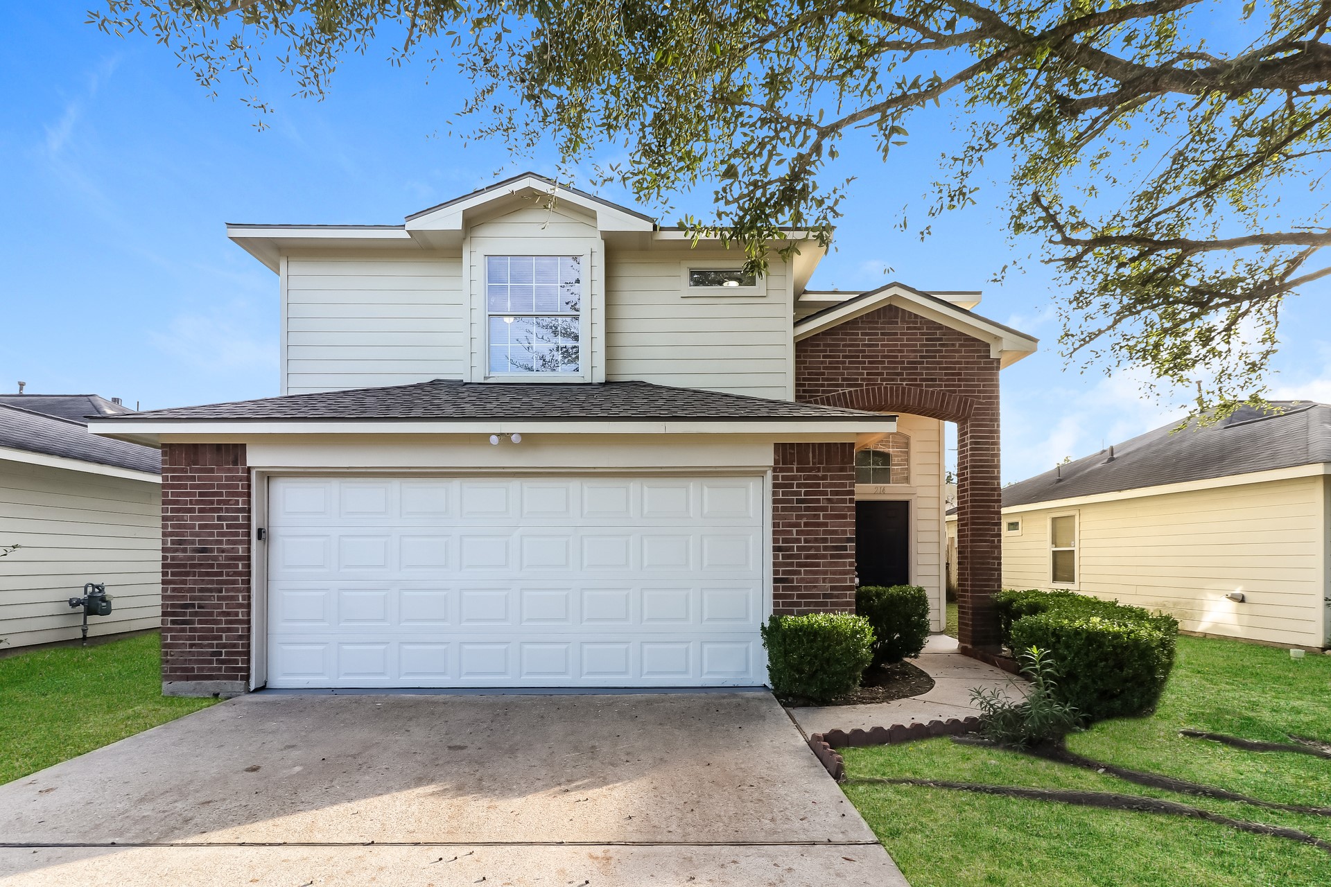 214 N Native Lane Houston TX 77022