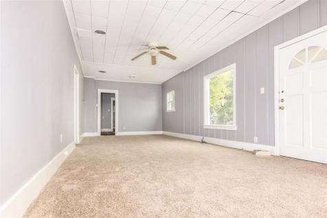 701 6th Avenue N Texas City TX 77590