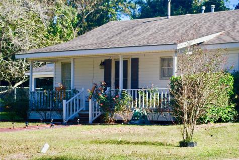 324 Temple Street Woodville TX 75979