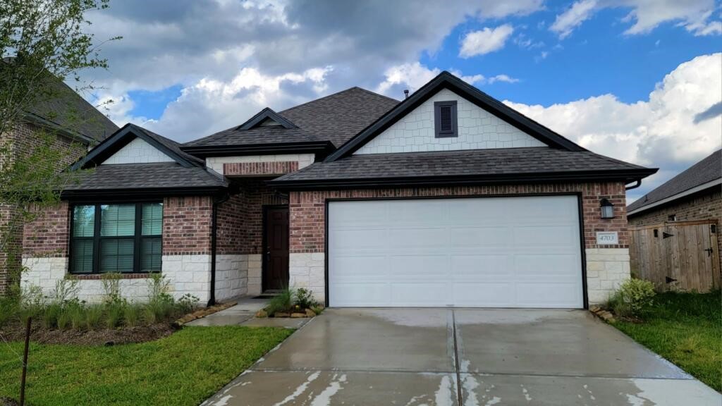 4703 Preservation Oaks Lane Fresno TX 77545