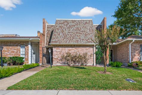4426 Basswood Lane Bellaire TX 77401