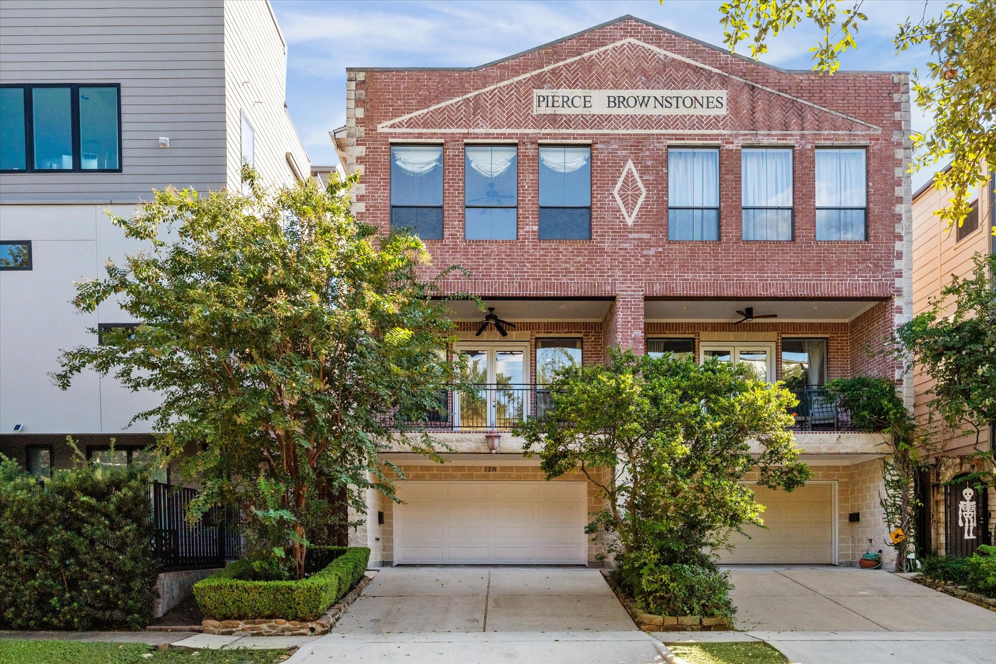 1231 W Pierce Street Houston TX 77019