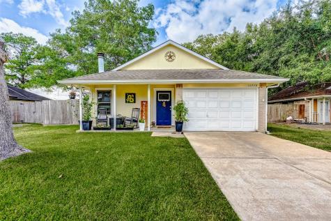 10718 Grand Pines Drive Sugar Land TX 77498