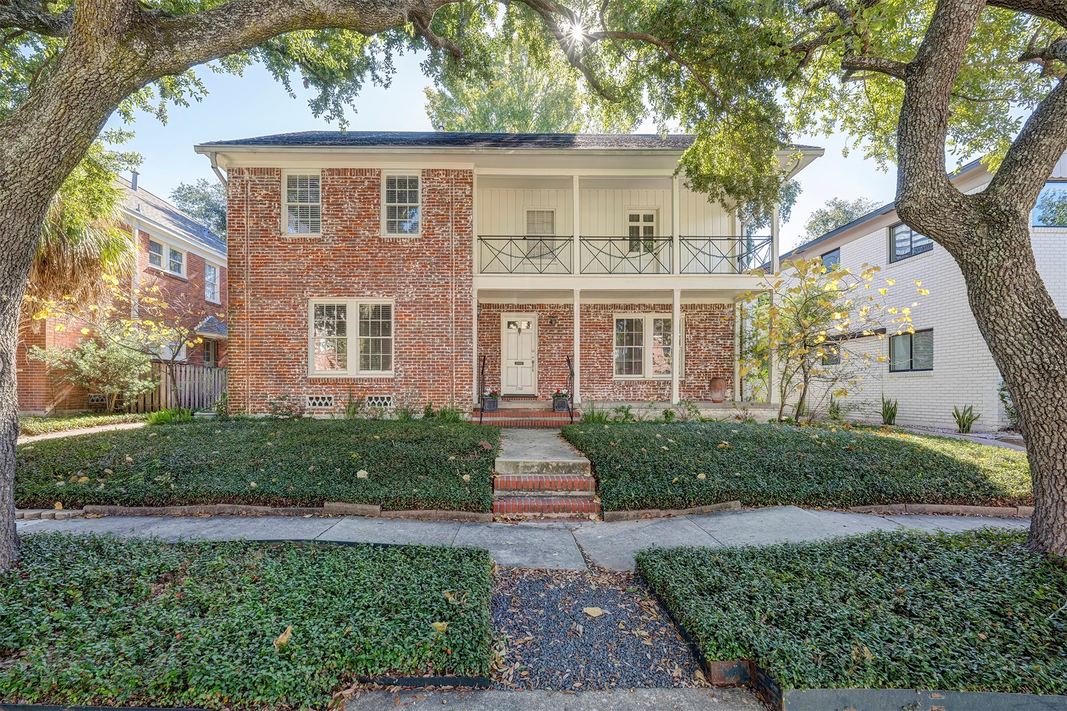 1741 Wroxton Court Houston TX 77005
