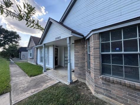 19242 Woodglen Drive Katy TX 77449
