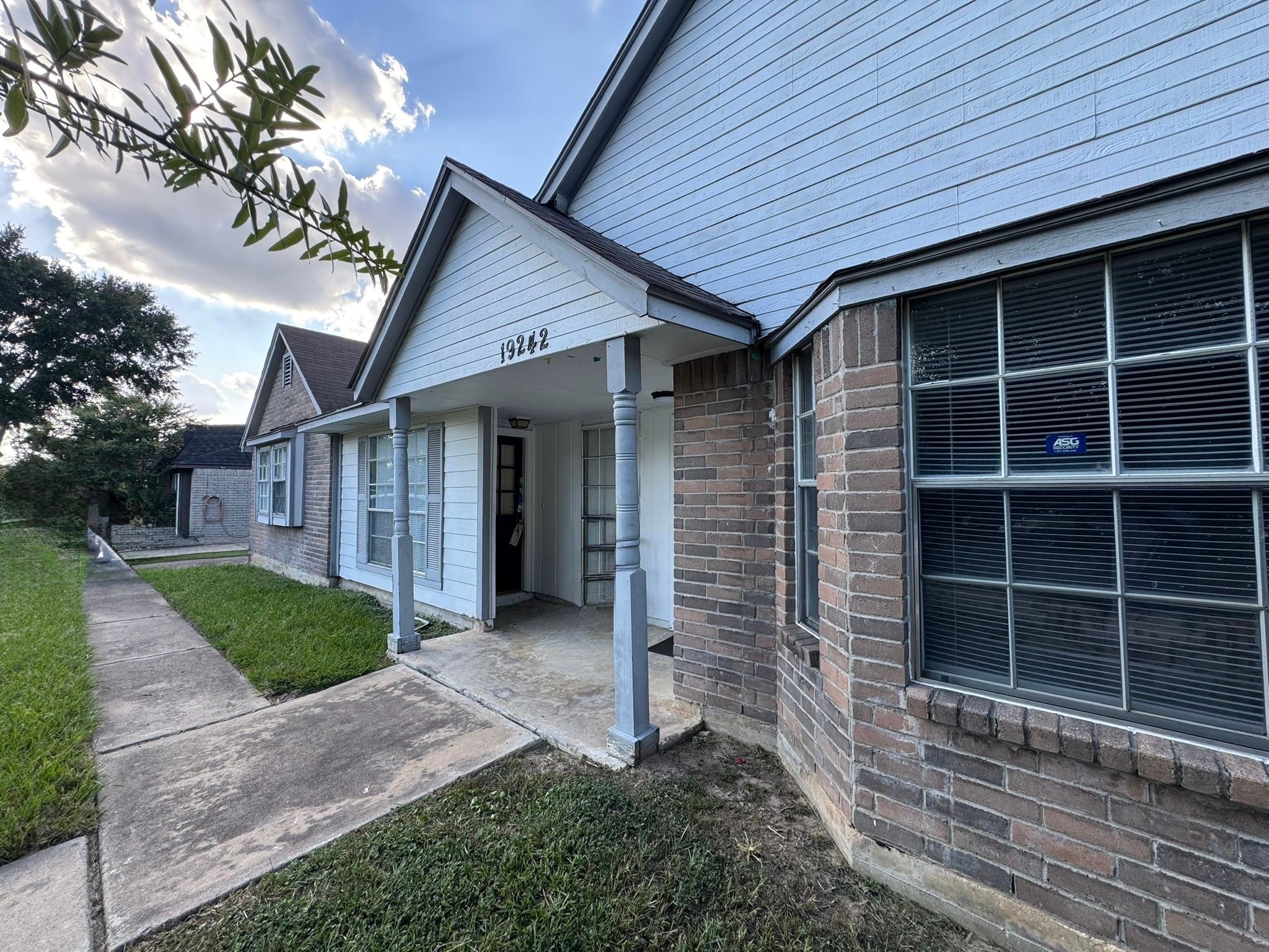 19242 Woodglen Drive Katy TX 77449