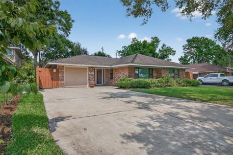 4038 Cheena Drive Houston TX 77025