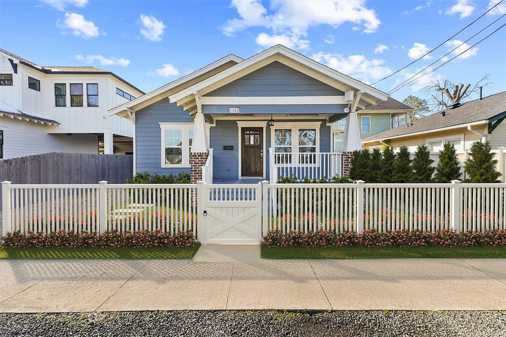 1205 Northwood Street Houston TX 77009
