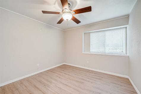 214 Pecan Drive League City TX 77573