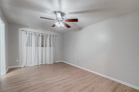 214 Pecan Drive League City TX 77573