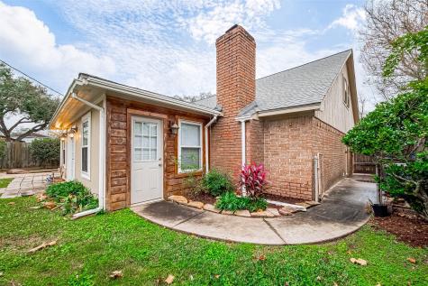 214 Pecan Drive League City TX 77573