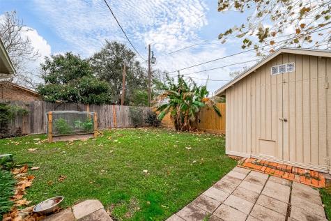 214 Pecan Drive League City TX 77573