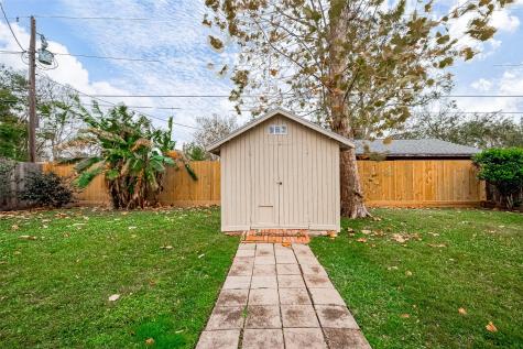 214 Pecan Drive League City TX 77573
