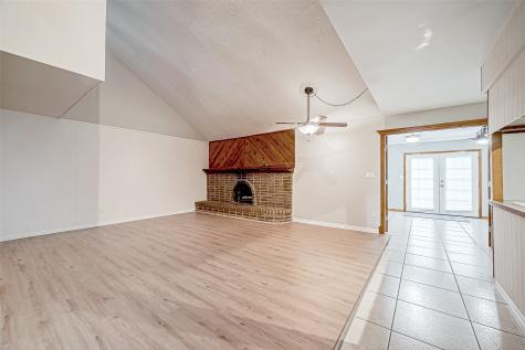 214 Pecan Drive League City TX 77573