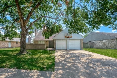 5023 Whispering Falls Drive Houston TX 77084