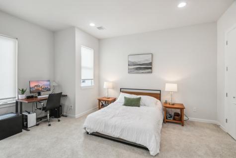 805 Sandman Street Houston TX 77007