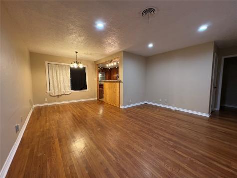 310 Greenwood Drive Hitchcock TX 77563