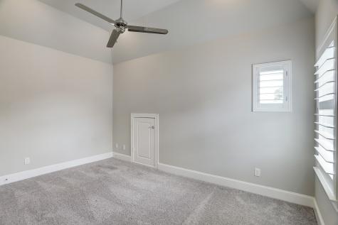 1835 Wrenwood Lakes Houston TX 77043