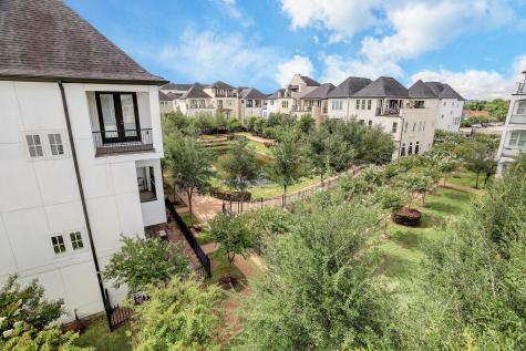 1835 Wrenwood Lakes Houston TX 77043