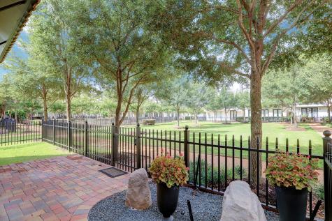 1835 Wrenwood Lakes Houston TX 77043