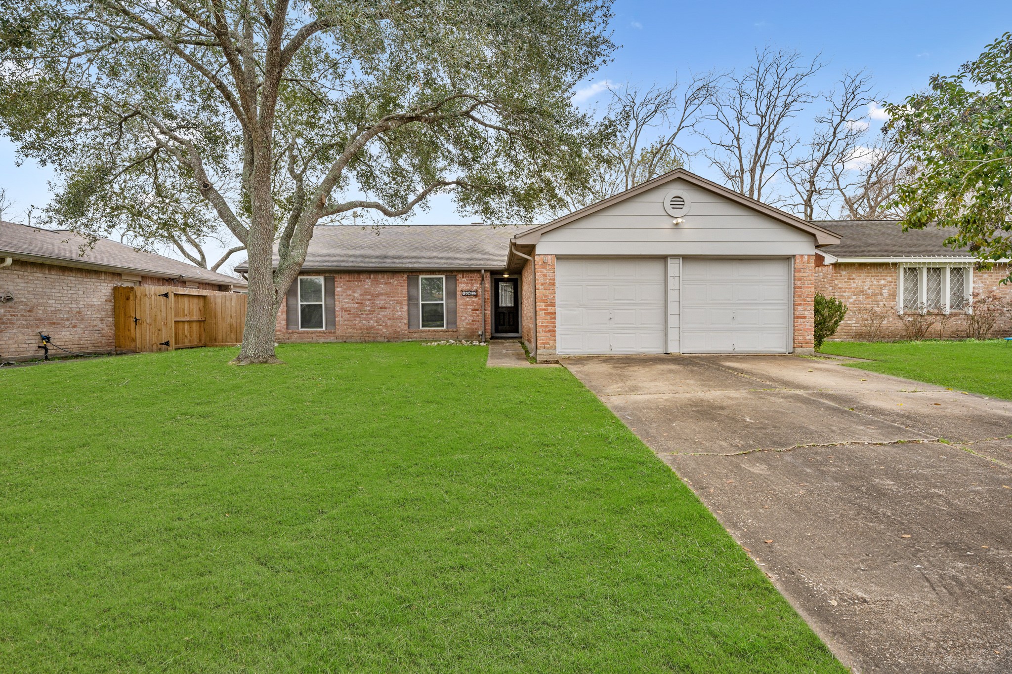 16402 Forest Bend Avenue Friendswood TX 77546