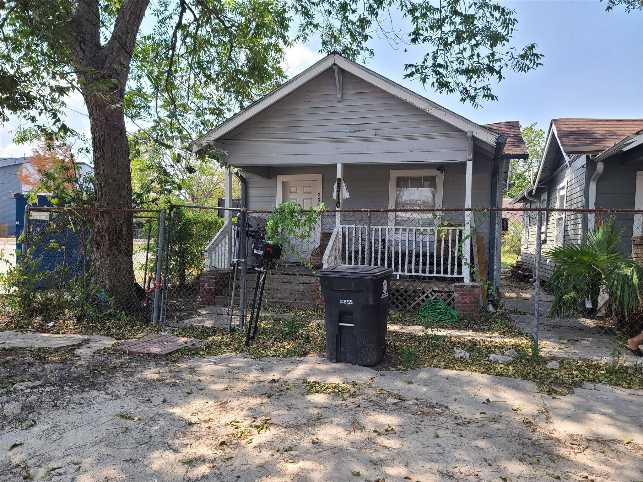 2308 Hadley Street Houston TX 77003