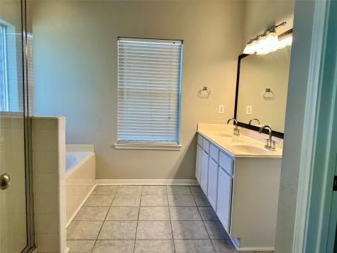 19219 Poplar Trails Lane Tomball TX 77375