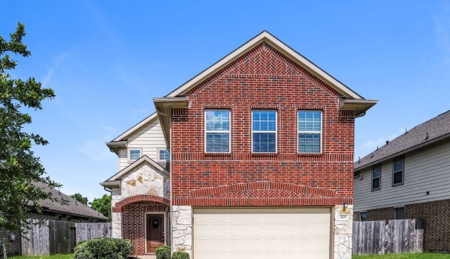 8115 Lemongrass Avenue Baytown TX 77521