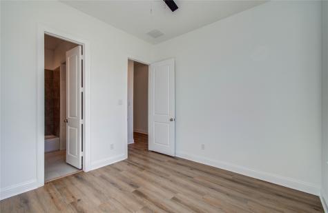 1248 Road 5802 Cleveland TX 77327
