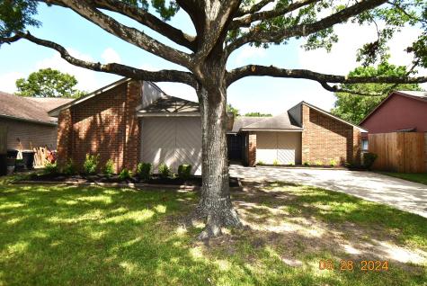 16714 Selder Drive Friendswood TX 77546