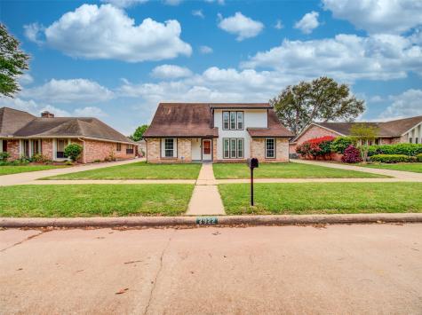 2922 S Blue Meadow Circle Sugar Land TX 77479