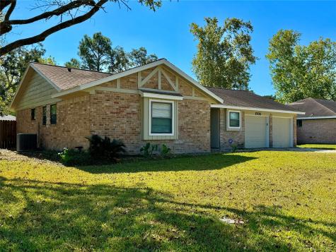 1705 Parkcrest Street Alvin TX 77511