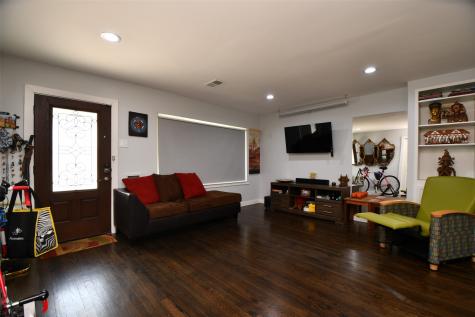 3722 Yellowstone Boulevard Houston TX 77021