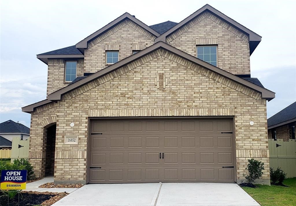 16852 Pink Wintergreen Drive Conroe TX 77385