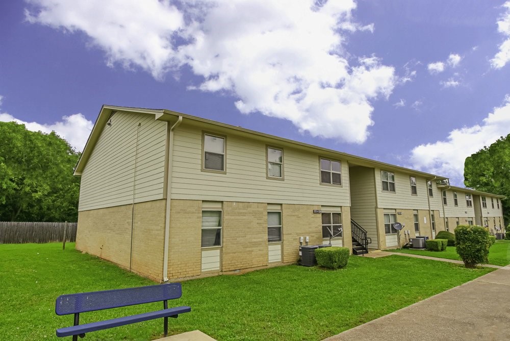 1501 S Bolton Street Jacksonville TX 75766