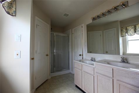 607 Ashley Cove Court Houston TX 77094