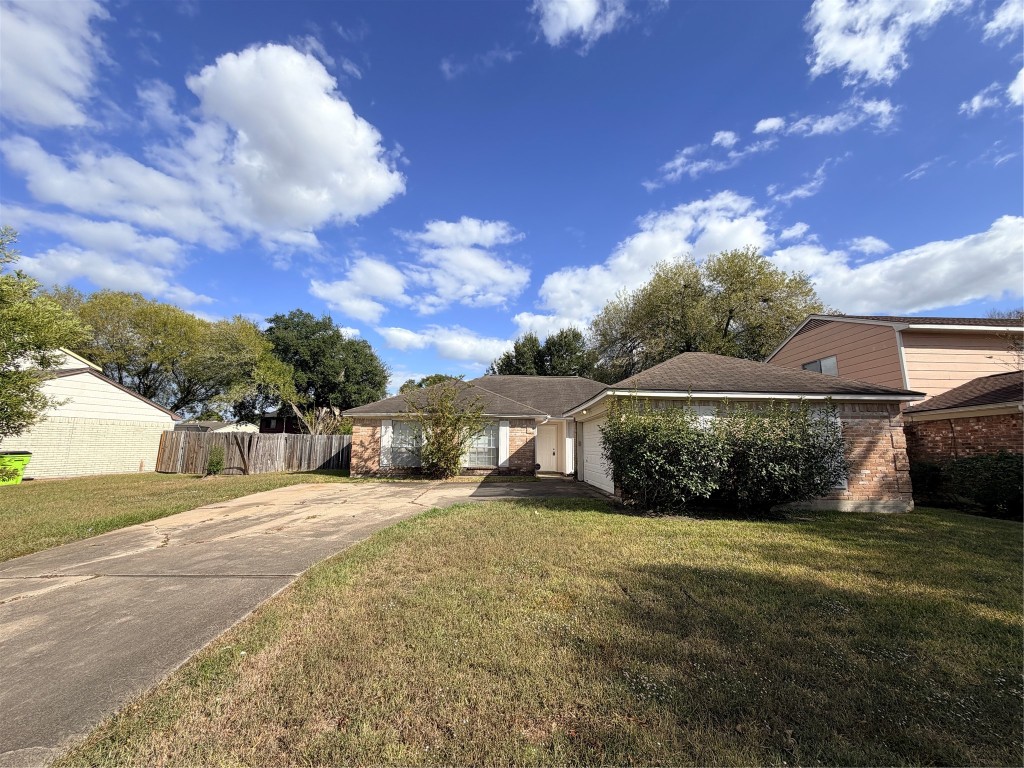 1367 Gentle Bend Drive Missouri City TX 77489