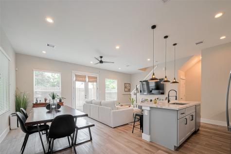 5209 Pinemont Creek Lane Houston TX 77018