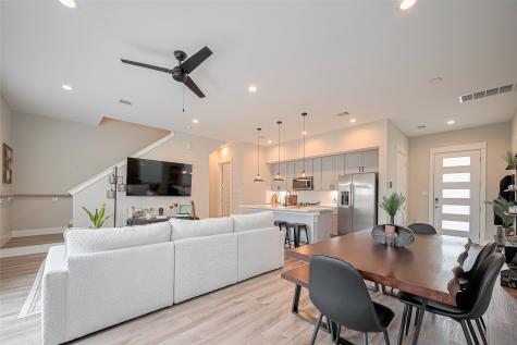 5209 Pinemont Creek Lane Houston TX 77018