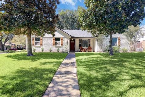 10734 Glenfield Court Houston TX 77096