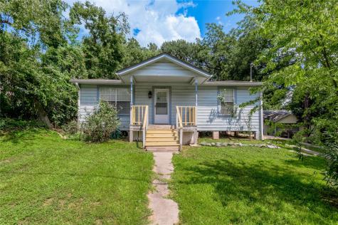 1015 Avenue J Huntsville TX 77320